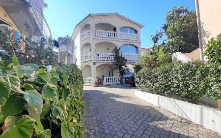 Apartman Lias Rogoznica