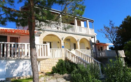 Apartments Tina Toni Primosten