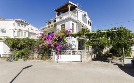 Apartment Roza Vodice