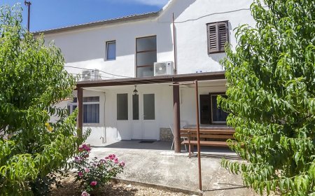 Apartments Katica Primosten