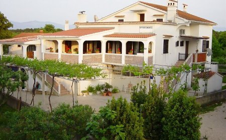 Apartmanok Parkolóhellyel Silo, Krk - 18769 Šilo