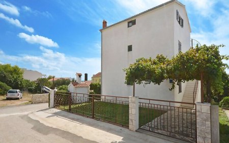 Apartments Petar Rogoznica