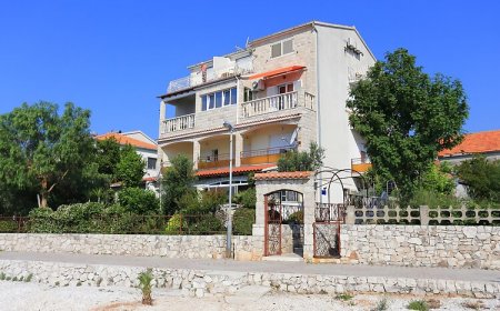 Apartmanok A Tenger Mellett Seget Donji, Trogir - 19351 Seget Donji