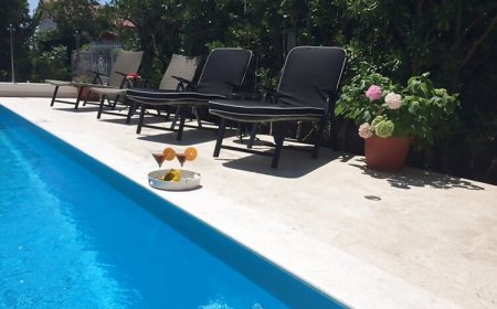 Apartments Olivia Kastel Novi