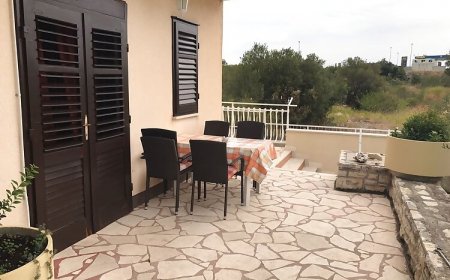Apartmanok A Tenger Mellett Pirovac, Sibenik - 15403 Pirovac