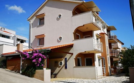 Obiteljski Smještaj Apartmani Šipušić Stara Novalja