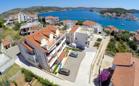 Apartmanok Parkolóhellyel Rogoznica - 7515