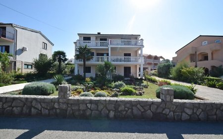 Apartments Marinela Njivice