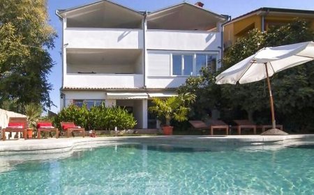 Apartmanok Medencével Valbandon, Fazana - 7351 Valbandon