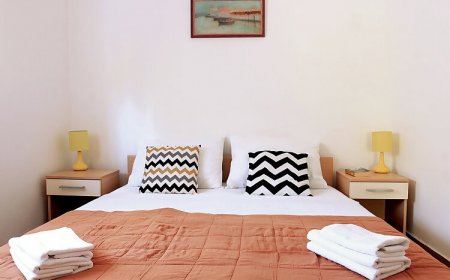 Apartmanok Parkolóhellyel Pirovac, Sibenik - 20015 Pirovac