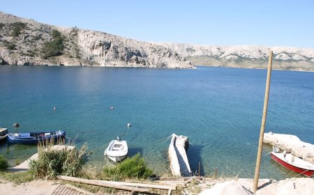 Apartmanok A Tenger Mellett Metajna, Pag - 6395 Metajna