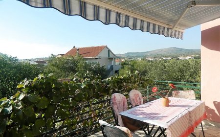 Apartmanok Parkolóhellyel Rogoznica - 15876