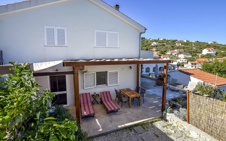 Apartment Stingray Mali Iz