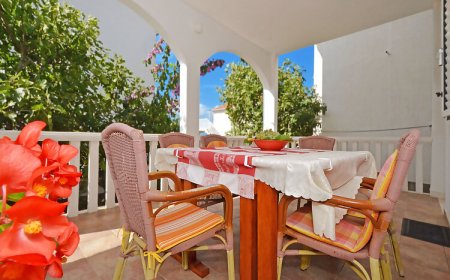 Apartment NADA Rogoznica II