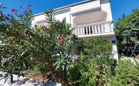 Apartments Franjo Jadranovo