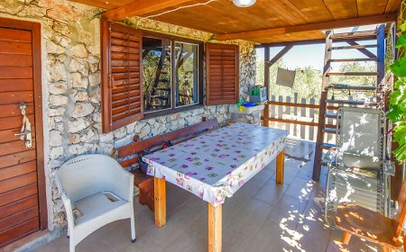 House Volak Nevidane