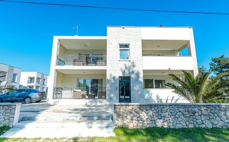 Apartmanok Parkolóhellyel Vir - 18539