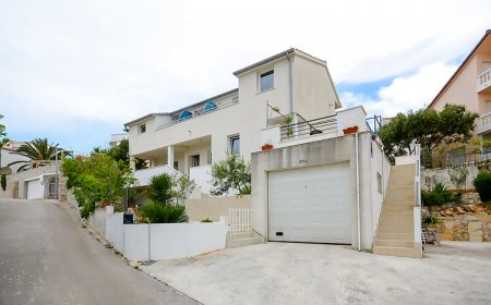 Apartments Silvana Okrug Gornji