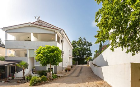 Apartman Njivice - CKK942