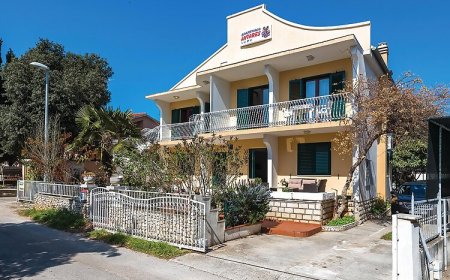 Apartman Rogoznica - CDJ473