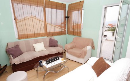 Apartmanok Parkolóhellyel Supetar, Brac - 5627 Supetar