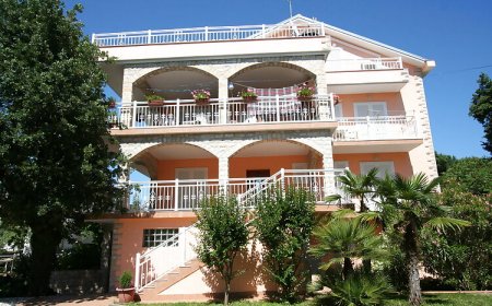 Apartmani Zdenko Njivice