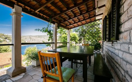 Apartmanok A Tenger Mellett Bobovisca Na Moru, Brac - 11901 Bobovišća Na Moru