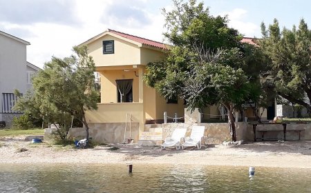 Apartmanok A Tenger Mellett Dinjiska, Pag - 9386 Dinjiška