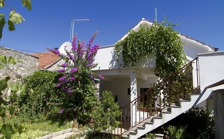 Apartments Jerko Vrboska