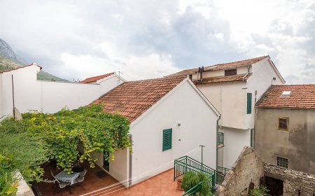 Apartments Anka Zaostrog