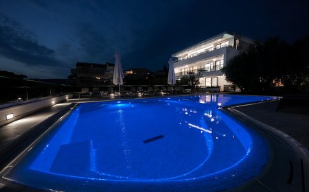 Apartments Dora Okrug Gornji