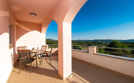 Apartment Ariela Skradin