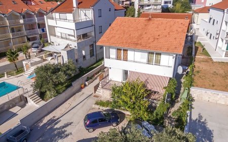 Apartment Ante Srima