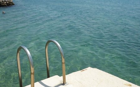 Apartments LANA-30 m from the beach Seline