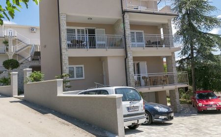 Apartments Sanja Primosten