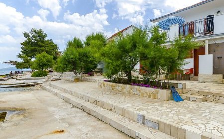 Apartments Marijana Arbanija