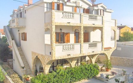 Apartments Villa Estella Srima