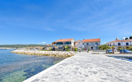 Apartments Marica Sukosan