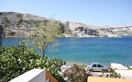 Apartmanok A Tenger Mellett Metajna, Pag - 6352 Metajna