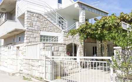 Apartment Niko Vodice