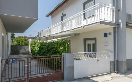 Apartments Danica Pirovac