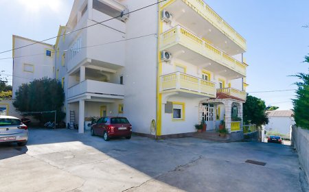 Apartments Meri Banjol