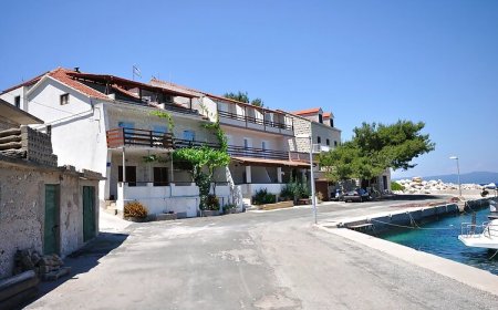 Apartments Ivka Zaklopatica