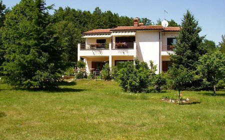 Apartmanok Gyermekes Családok Részére Vinez, Labin - 18493 Vinež