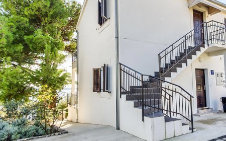 Apartments Lidija Rogoznica