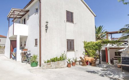 Apartments Jozsef Splitska