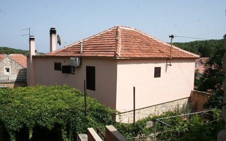 Szobák A Tenger Mellett Vrboska, Hvar - 4600 Vrboska