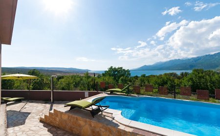 House VALEK-with pool and panoramic seaview Rovanjska