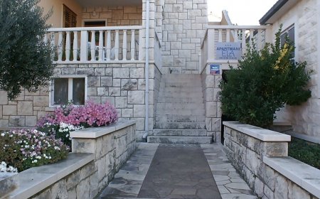 Apartmanok A Tenger Mellett Postira, Brac - 739 Postira