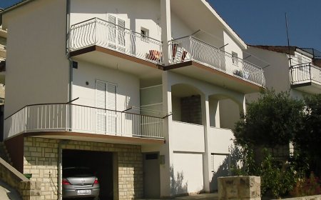 Apartments Senija Primosten